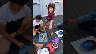 🎨PAINTING ON ICE🧊 Activity for Kids🖌 #kidsshorts #kidsactivities