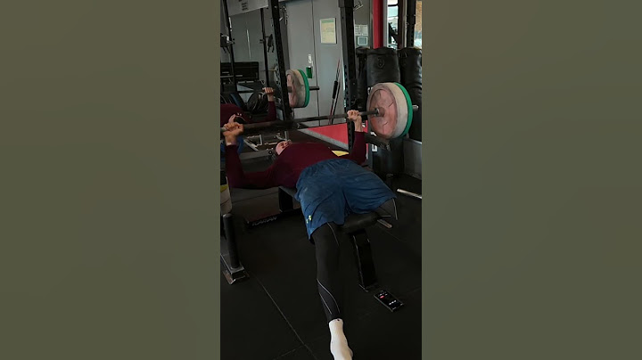 Die richtige Technik beim Bodybuilding Bankdrücken #shorts #osteopathie #bankdrücken