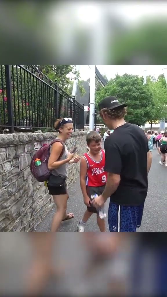He didn’t even recognize it was Mac McClung ? (via dcoopbball2/TT)