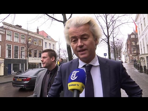 ‘Trump nú al beter dan Rutte’ - YouTube