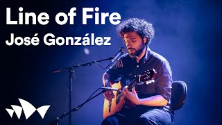José González performs 