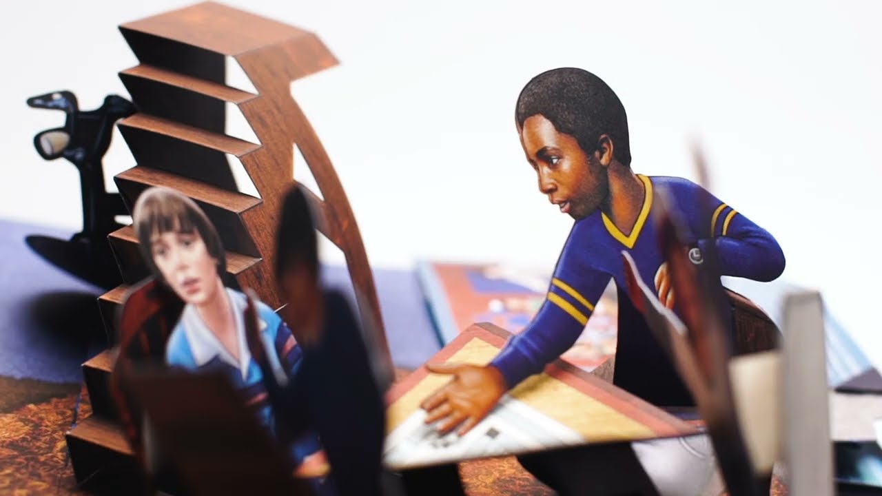 Stranger Things: The Ultimate Pop-Up Book – Insight Editions