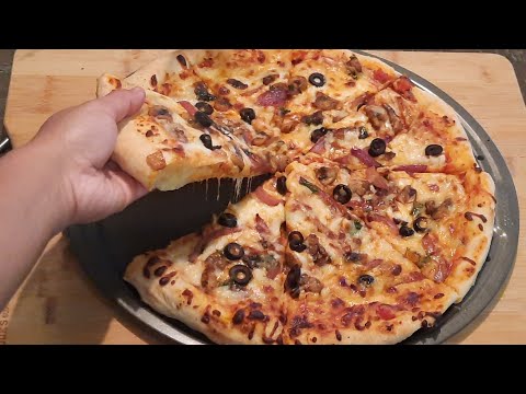 Video: Mini Pizzas With Mushrooms And Olives