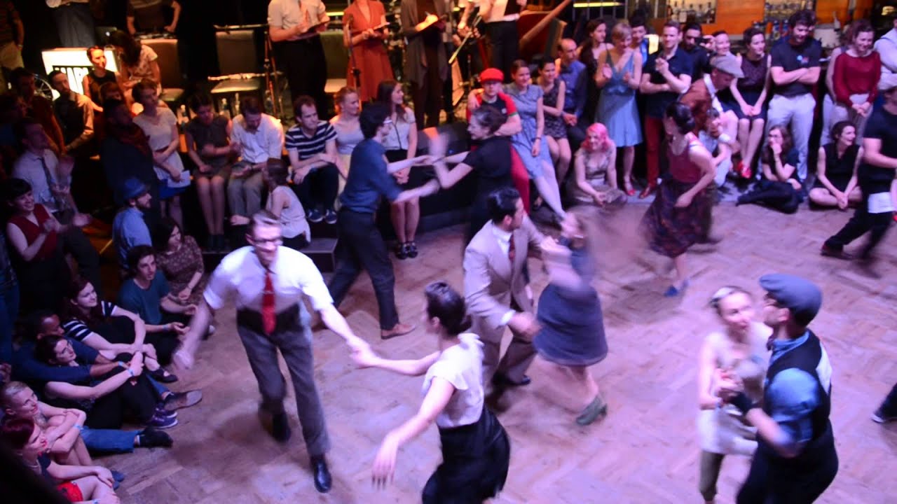 Lindy Hop Strictly - Prelims Heat 2 Song 1 (Harlem 2015)