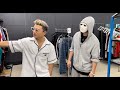 ラファエルさんに80万円分の服買わせてみた