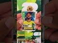Abriendo sobres de estampas del  mundial de fut bol 2026