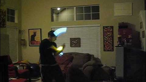 Ellezdey-RetrO Handles Glowstringing solo 2.5 years Glowsticking.com [GSC]