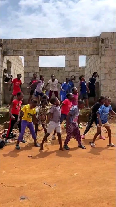 Cough  Remix 🤩- Kizz Daniel & Becky G #shorts #kizzdaniel #beckyg #cough