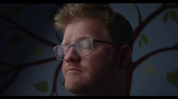 Panasonic GH5 Color Grading - 4k 10 bit 4:2:2 Vlog softbox head shot