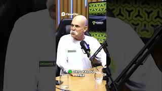 Oxto  A História Hilária do Soldado Voador!