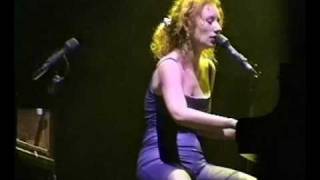 Watch Tori Amos London Girls video