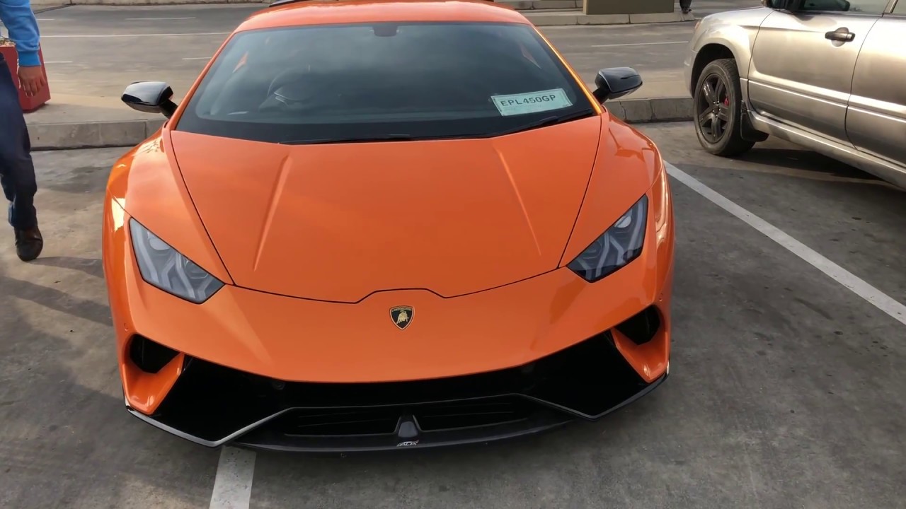 Sandton Supercars 2 Including epic Performante startup, revs and