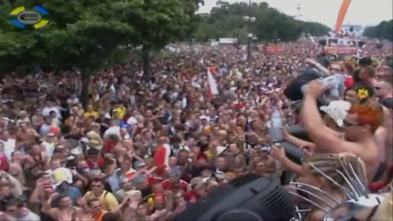 ekwador manieczki wyjazd na love parade 2002