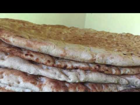 Лезгинский хлеб(готовит моя мама) Lezgi çöreyi(anam bisirir)