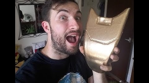 How to paint a gold chrome effect on cosplay foam