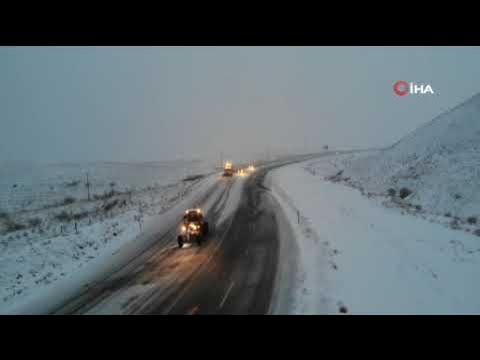 Yüksek kesimler kardan beyaza büründü