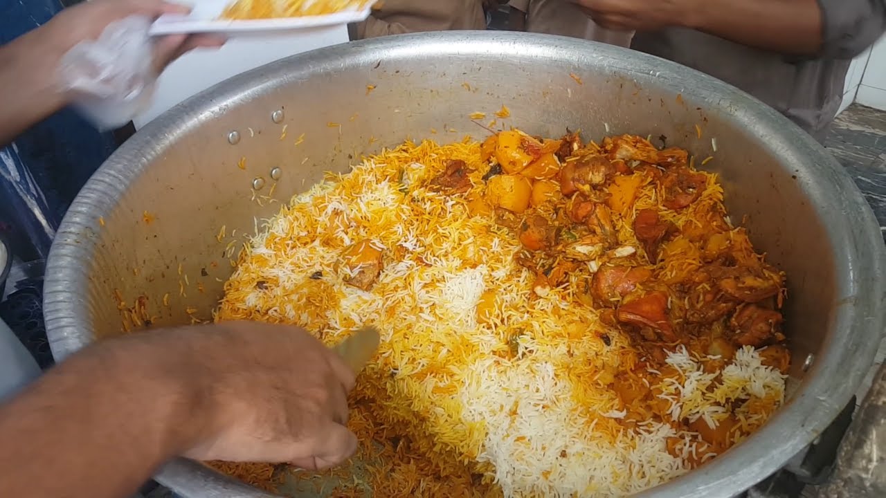 Original and Delicious Mamu Biryani Recipe By Cooking With Kawish