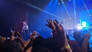 Killswitch Engage-In Due Time (live in Tempe, Arizona)