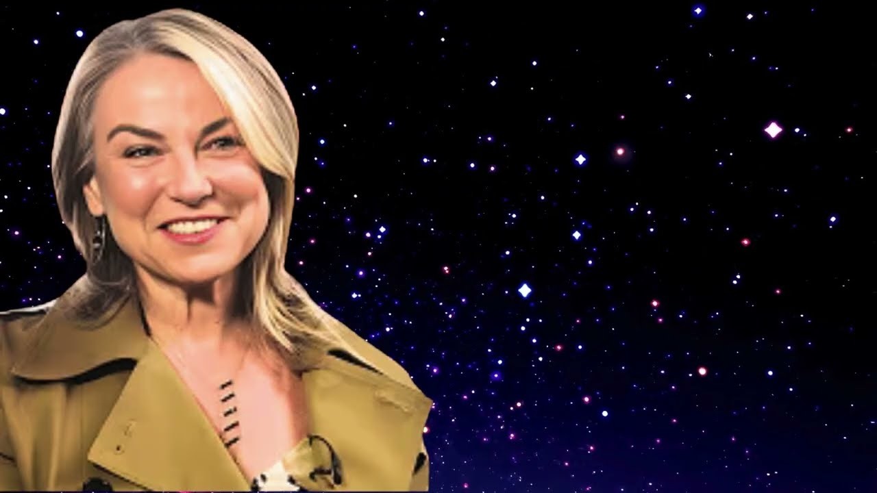 ٨ علامات تدل على أنها لا تريدك أن تعرف أنها تحبك... انتبه لهذه الدلائل