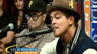 Bruno Mars - Nothin' On You Remix Live chords