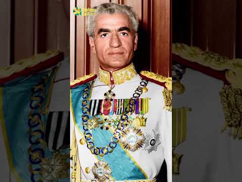 مدال های روی لباس شاه چی هستند