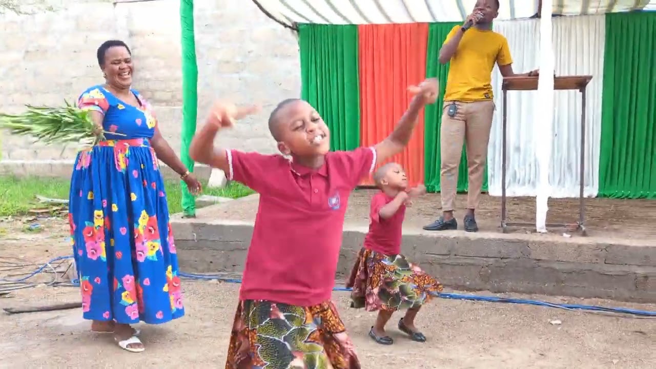 doricas akihudumu kwenye mkutano wa injiri MAGANZO