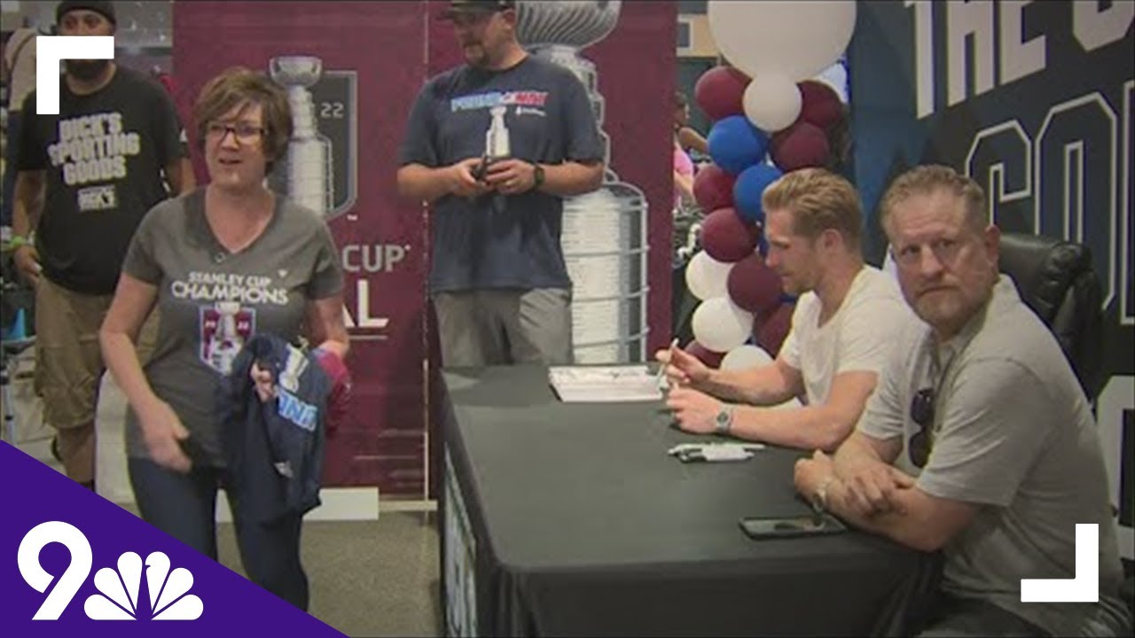 Colorado Avalanche on X: #Avs captain @GabeLandeskog92 signing autographs  & hanging out with fans this evening at Dick's Sporting Goods.   / X