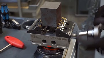 ST5-2G Self-Centering Vise from SMW Autoblok