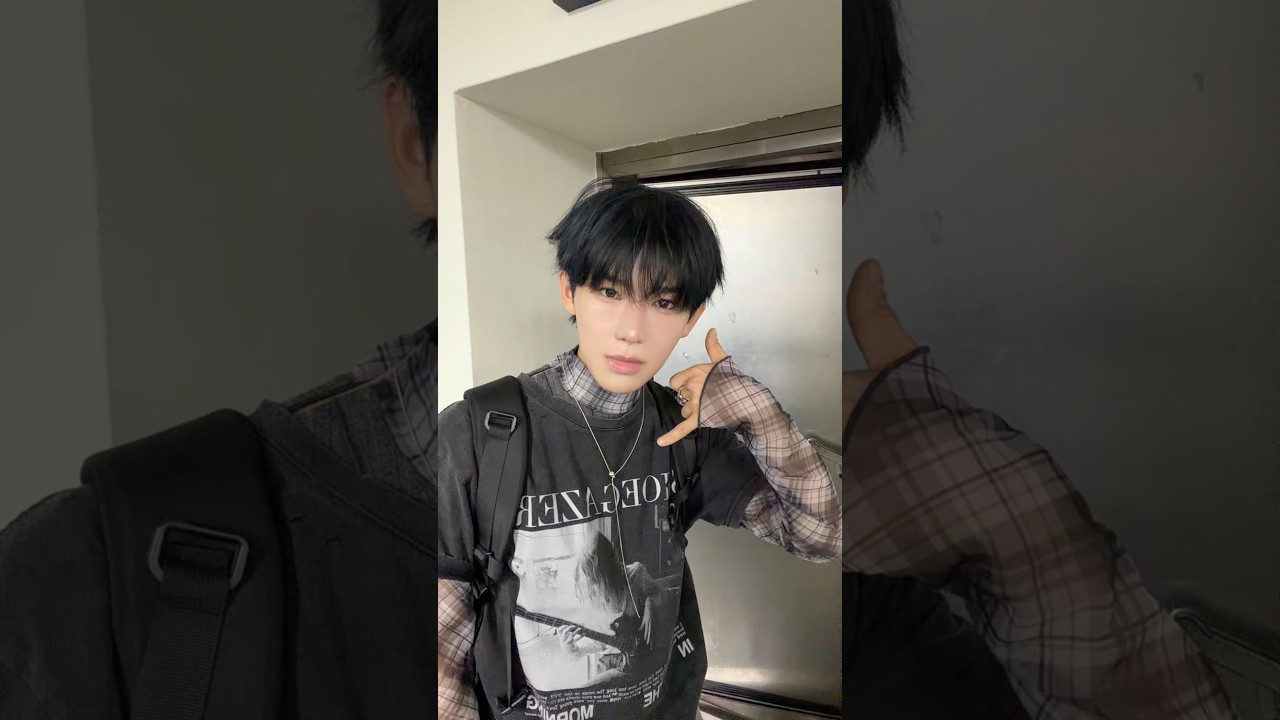 심심하면 날 생각해 줘 🤭💭 #MODYSSEY #모디세이 #YICHEN #이첸