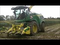 John Deere 8600i cutting maize