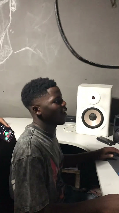 Shokii ft Saviola 1 - Recording Alphabet with John BMC
