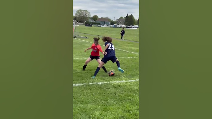 12-Year-Old's genius corner trick ! ⚽