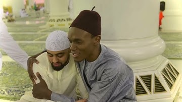 ‏ ‏القارئ السنغالي ‏محمد الهادي توري طلب القاري محمد ايوب عاصف يقراء في المسجد الحرم اسمع ماذا قال🕋