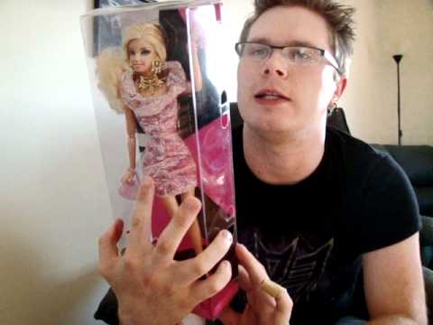 2011 SWAPPIN STYLES FASHIONISTA BARBIES WAVE 2