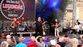 Video thumbnail of "MINI - Kereszteslovag  ("50 év Rock" koncert a Várkert Bazár Öntőház udvarán)"