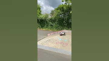 arrma senton 3s powered hpi jumpshot sc #shorts #arrma #senton #hpi #jumpshot #4x4