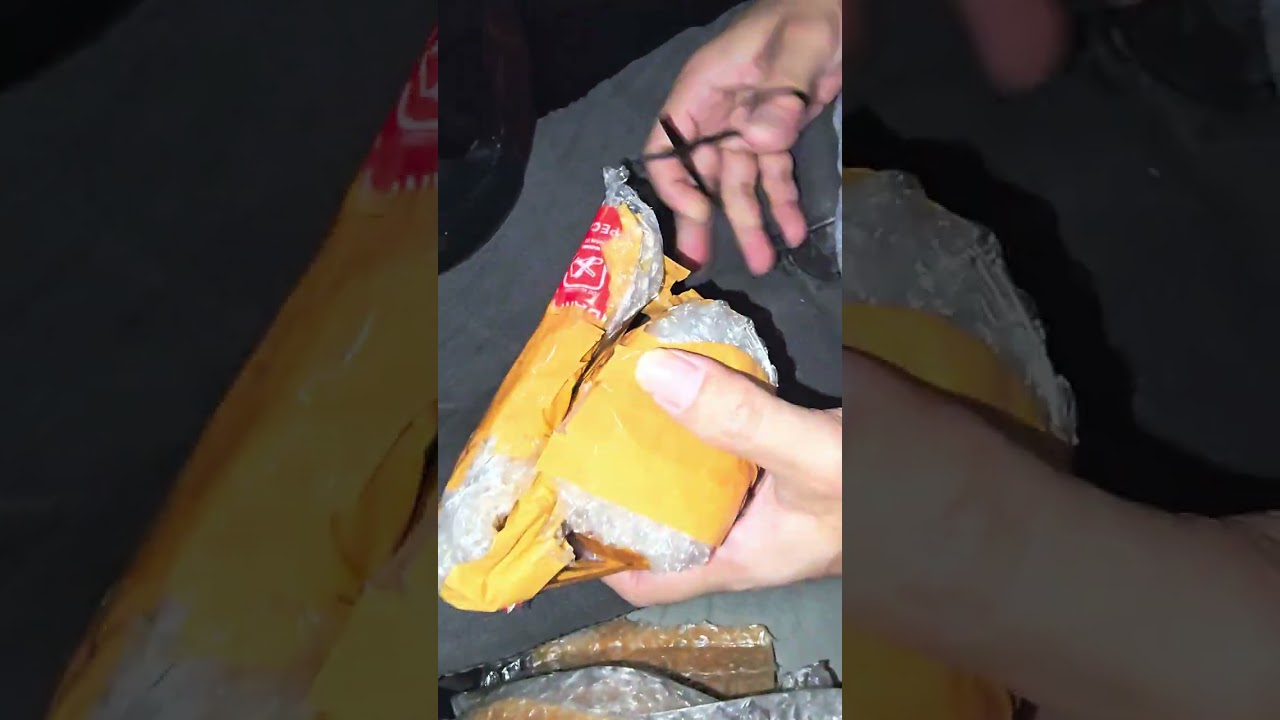 Unboxing Emblem Grill JAF ( Japan Automotive Federation ) 20240512 132636