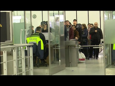 ამოწმებენ თუ არა მგზავრებს სარფის საბაჟოსა და ბათუმის აეროპორტში?