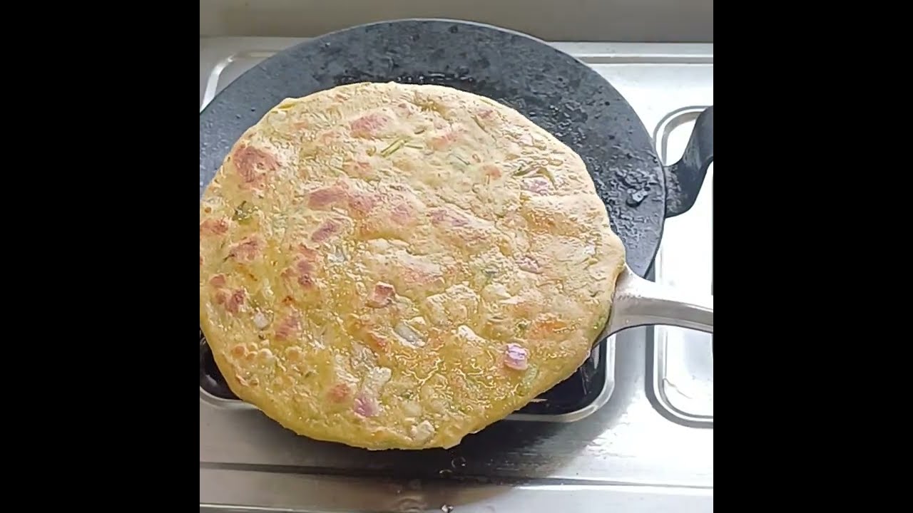 কাঁচা ডিম আর আলু ব্লেন্ডারে দিয়ে সকাল বিকালের জন্য সেরা স্বাদের খাস্তা পরোটা 😍#pewscookingchannel