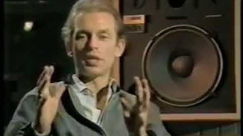 Yes Interviews: 8/88 - IRS records Cutting Edge Happy Hour Guitar Speak Special featuring Steve Howe