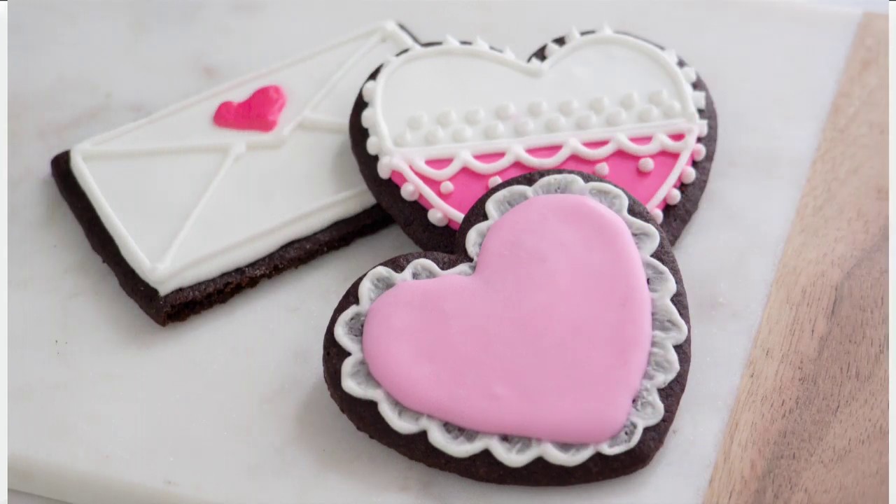 Quick and Easy Valentine's Day Cookies - YouTube