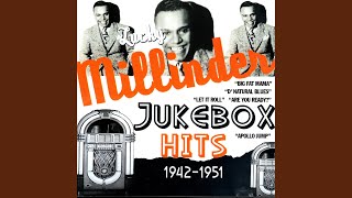 Video voorbeeld van "Lucky Millinder - I Know Who Threw The Whiskey In The Well - Bull Moose Jackson"