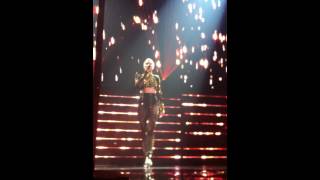 First minute of Jessie J singing 'GOLD' - ALIVE TOUR UK - Nottingham 24/10/13