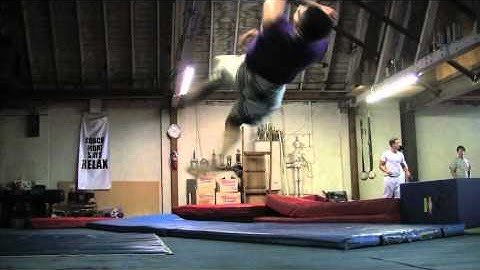 B Twist / Butterfly twist tutorial