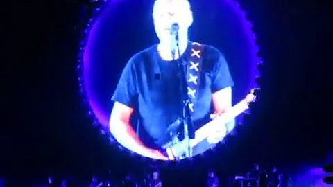 David Gilmour - "Us and Them" (Live in Santiago, Chile) 20/12/2015