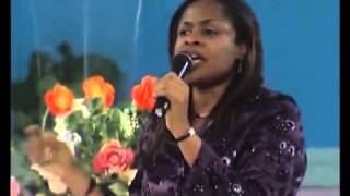 Video voorbeeld van "SINACH - SIMPLY DEVOTED (with Lyrics)"