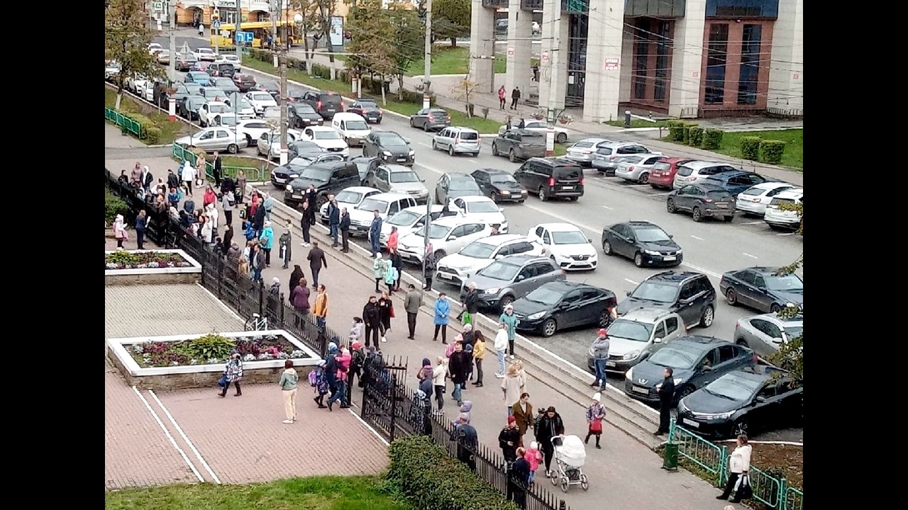 БАРДАК у 12 гимназии.