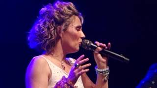 Lullaby - Clare Bowen - NASHVILLE 30 April 2018 Huxley&#39;s Neue Welt Berlin HD