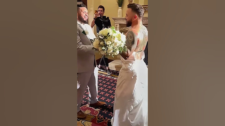 Prank your best friend by pretending to be a bride on your wedding day🤣🤣🤣#scarecampranks #funny