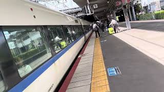 唸る三菱IGBT‼︎683系特急サンダーバード24号大阪行き新大阪駅到着発車。
